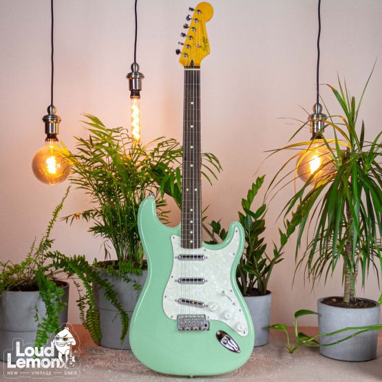 Squier Vintage Modified Stratocaster Surf Green 2011 Indonesia электрогитара