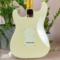 Fender Stratocaster ST-362 Vintage White 1997 Japan электрогитара