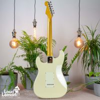 Fender Stratocaster ST-362 Vintage White 1997 Japan электрогитара