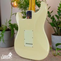 Fender Stratocaster ST-362 Vintage White 1997 Japan электрогитара