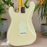 Fender Stratocaster ST-362 Vintage White 1997 Japan электрогитара