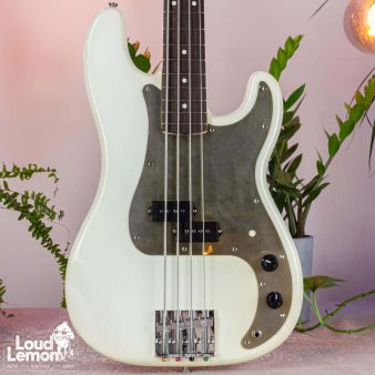 Fender Precision Bass Custom Order White 1994 Japan бас-гитара