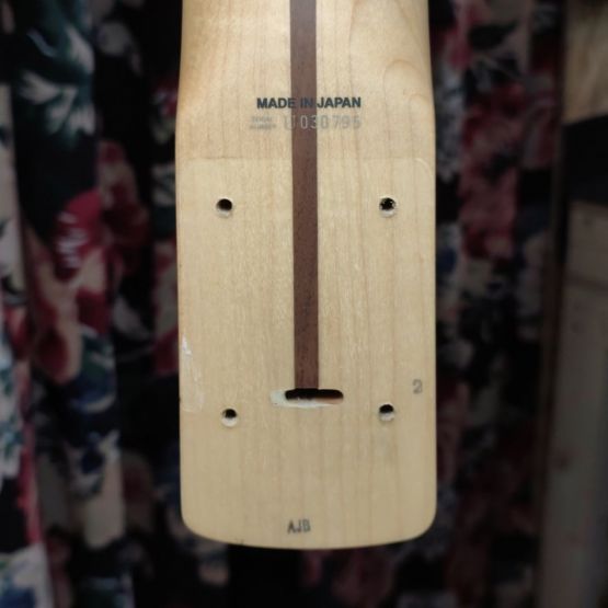 Fender AJB Aerodyne Jazz Bass Vintage White 2010 Japan бас-гитара