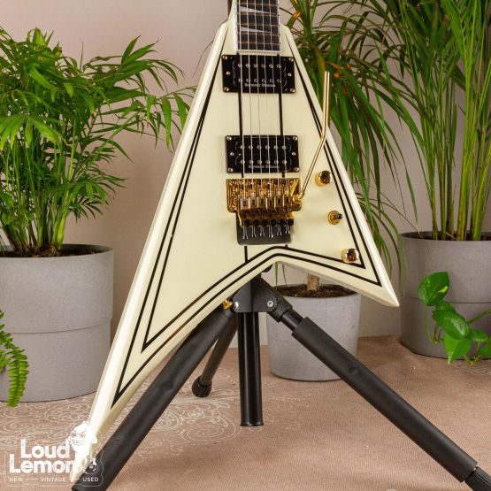 Jackson Pro Series Rhoads RR3 Ivory With Black Pinstripes 2019 Indonesia электрогитара