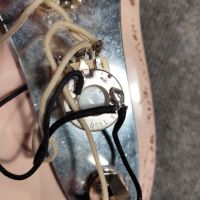 Fender Flea Jazz Bass Road Worn Faded Shell Pink 2018 Mexico бас-гитара