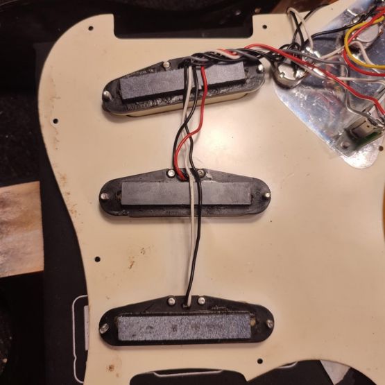 Squier SST-R Silver Series Stratocaster Sunburst 1993 Japan электрогитара