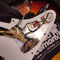 Fender Classic Series '70s Stratocaster Sunburst 2000 Mexico w/ Fender USA Pickups электрогитара