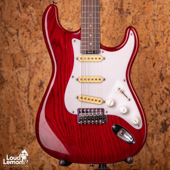 Levinson Blade Panama Red Series See Thru Red 1993 Japan электрогитара