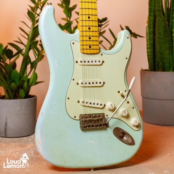 LsL Saticoy Sonic Blue Light Relic 2013 USA электрогитара