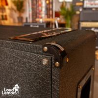 ‌Marshall 1960 AV 4x12 Speaker Cabinet гитарный кабинет