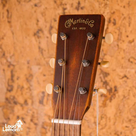 Martin 000-15M StreetMaster Distressed Satin Sunburst 2022 USA акустическая гитара