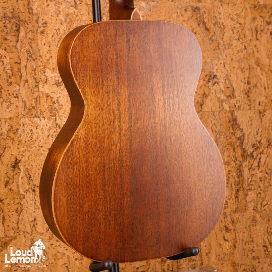Martin 000-15M StreetMaster Distressed Satin Sunburst 2022 USA акустическая гитара