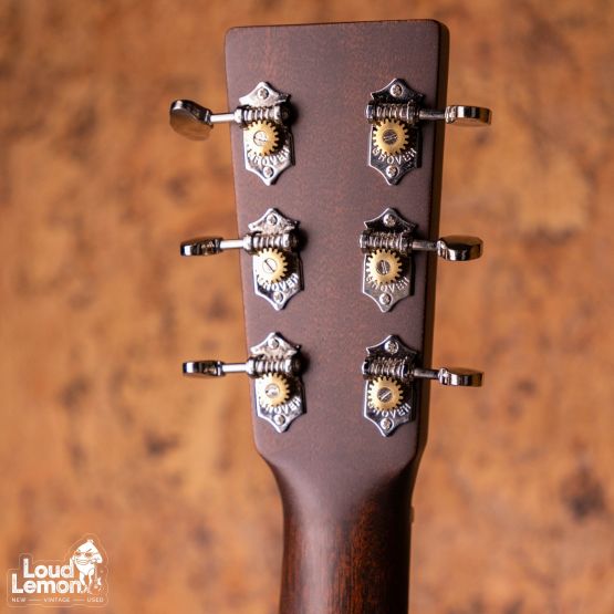 Martin D-18 Natural 2021 USA акустическая гитара