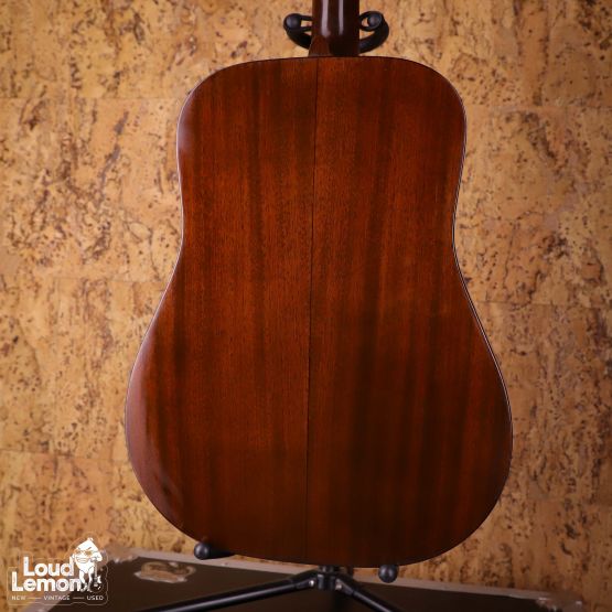 Martin D-18 Natural 1975 USA акустическая гитара