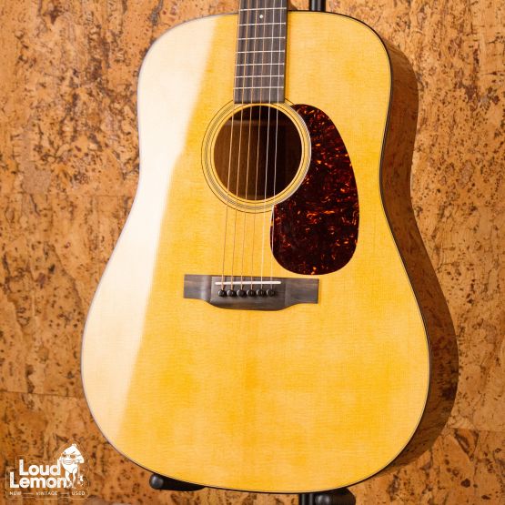 Martin D-18 Natural 2022 USA акустическая гитара
