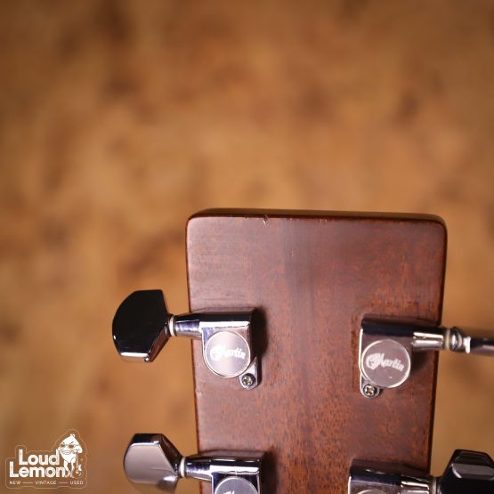 Martin D-28 Natural 1998 USA акустическая гитара