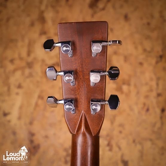 Martin D-28 Natural 1998 USA акустическая гитара