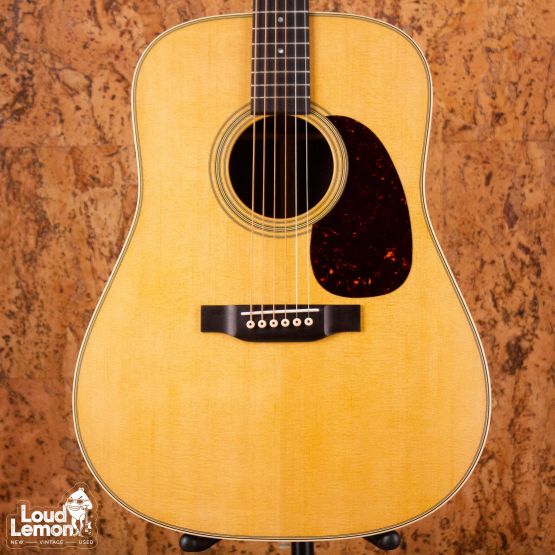 Martin D-28 Natural 2022 USA акустическая гитара