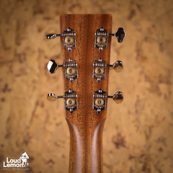 Martin Standard Series D-18 Natural Gloss USA акустическая гитара