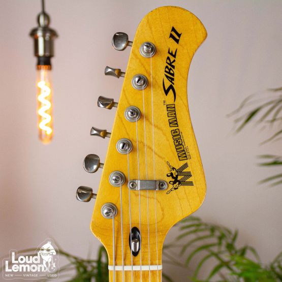 Music Man Sabre II Cherry 1978 USA электрогитара