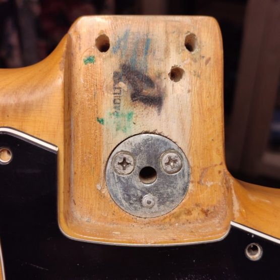 Fender Stratocaster Natural 1976 USA электрогитара