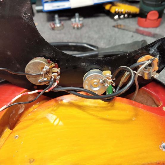 Yamaha Pulser Bass 400 Sunburst 1979 Japan бас-гитара
