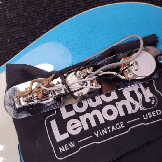 Squier FSR Classic Vibe '60s Custom Esquire Lake Placid Blue 2021 Indonesia электрогитара