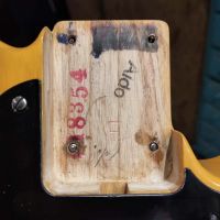 Fender AVRI '52 Telecaster Butterscotch w/Mastery Bridge 2008 USA электрогитара