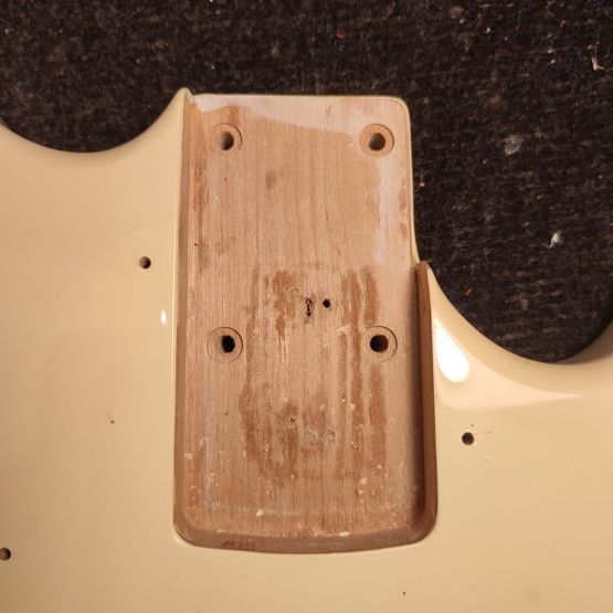 Fender MB98-70SD Mustang Bass Vintage White 1999 Japan бас-гитара
