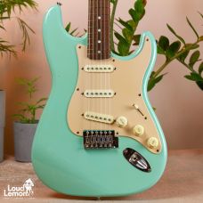 Squier Affinity Strat Surf Green 2002 China электрогитара