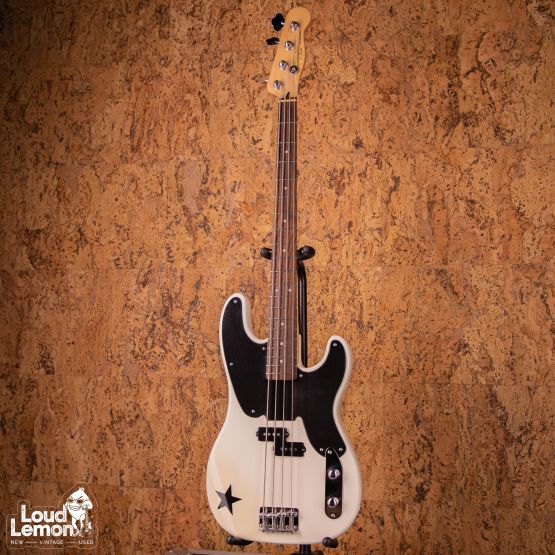 Squier Mike Dirnt Precision Bass Arctic White 2012 Indonesia бас-гитара