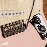 Squier Paranormal Cyclone Shell Pink 2020 China электрогитара