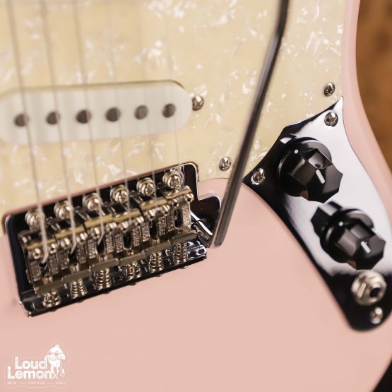 Squier Paranormal Cyclone Shell Pink 2020 China электрогитара