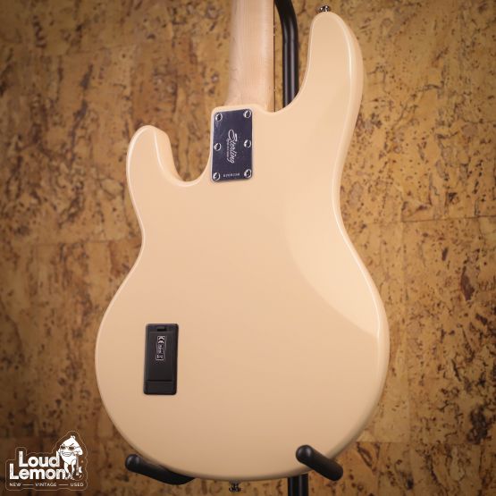 Sterling by Music Man StingRay RAY4 Vintage Cream 2020s Indonesia бас-гитара