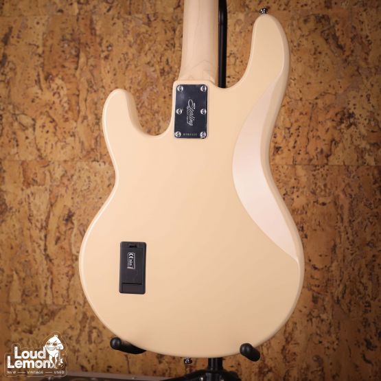 Sterling by Music Man StingRay Ray 4 Vintage Cream 2023 Indonesia бас-гитара