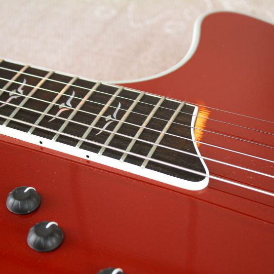 Taylor T5 Custom Crimson Red Metallic 2006 USA акустическая гитара