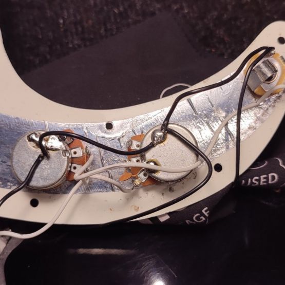 Fender Standard Precision Bass Black 2012 Mexico бас-гитара