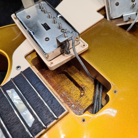 Gibson Custom Shop Historic R7 Les Paul Gold Top 2000 USA электрогитара