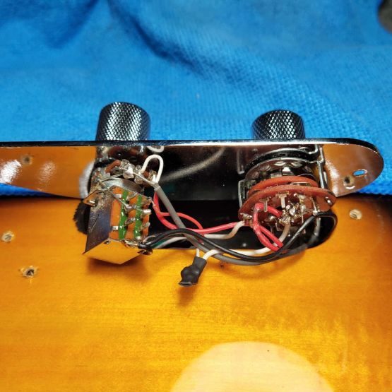 Squier Pawn Shop '51 Sunburst 2013 Indonesia электогитара