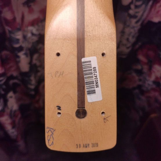 Fender Player Precision Bass Buttercream 2019 Mexico бас-гитара
