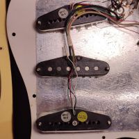 Fender Yngwie Malmsteen Stratocaster Vintage White 1995 USA электрогитара
