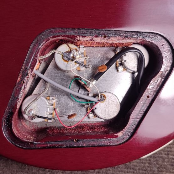 Gibson Les Paul Studio Wine Red 2001 USA электрогитара