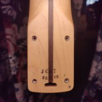 Fender Junior Collection Stratocaster Satin Vintage White 2022 Japan электрогитара