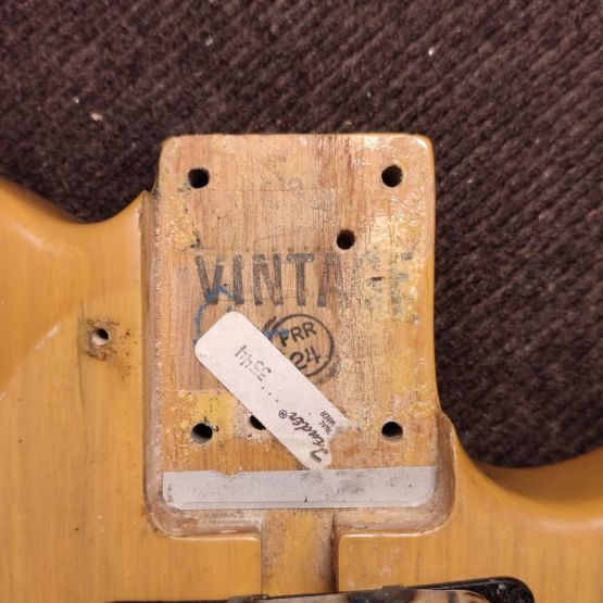 Fender AVRI '52 Telecaster Antique Butterscotch Blonde 1982 USA электрогитара