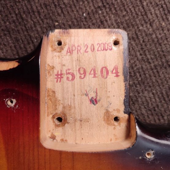 Fender Highway One Stratocaster HSS 3-Color Sunburst 2009 USA электрогитара