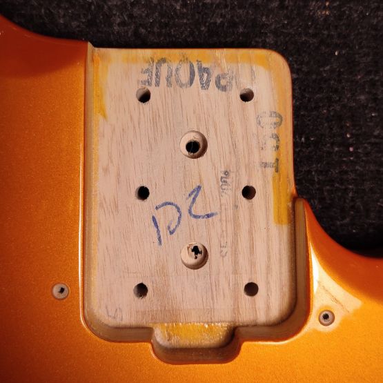 Ernie Ball Music Man StingRay 5 H Desert Gold 2004 USA бас-гитара