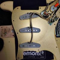 Fender Limited Edition American Professional Stratocaster Solid Rosewood Neck Desert Sand 2020 USA электрогитара