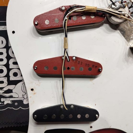Fender ST'62-115 JV Stratocaster Sunburst 1982 Japan электрогитара