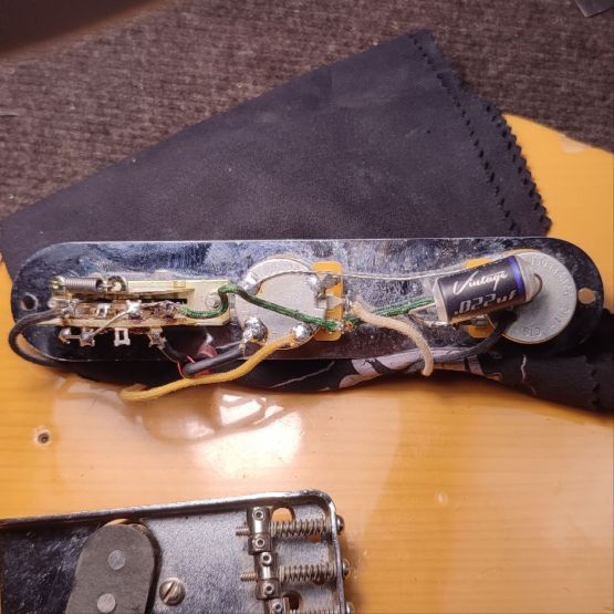 Fender Partcaster AVRI '52 Telecaster 1981-1984 USA Neck - TL52 Telecaster 1980's Body Butterscotch Blonde Japan электрогитара