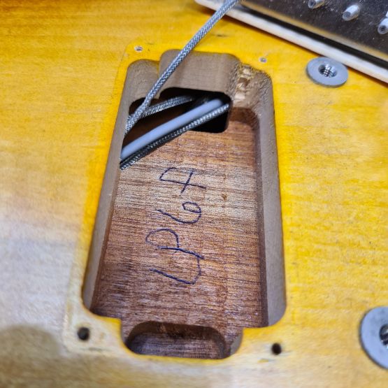 Gibson Les Paul Standard Plus Faded Tea Burst 2005 USA электрогитара